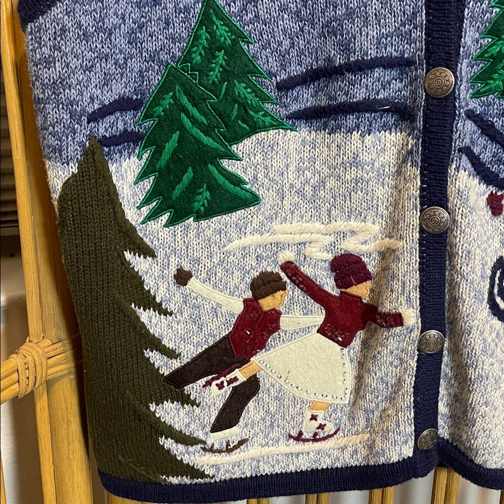 Vintage Bobbie Brooks Christmas Sweater Vest Blue Ice Skating Novelty Knit L - Picture 6 of 7